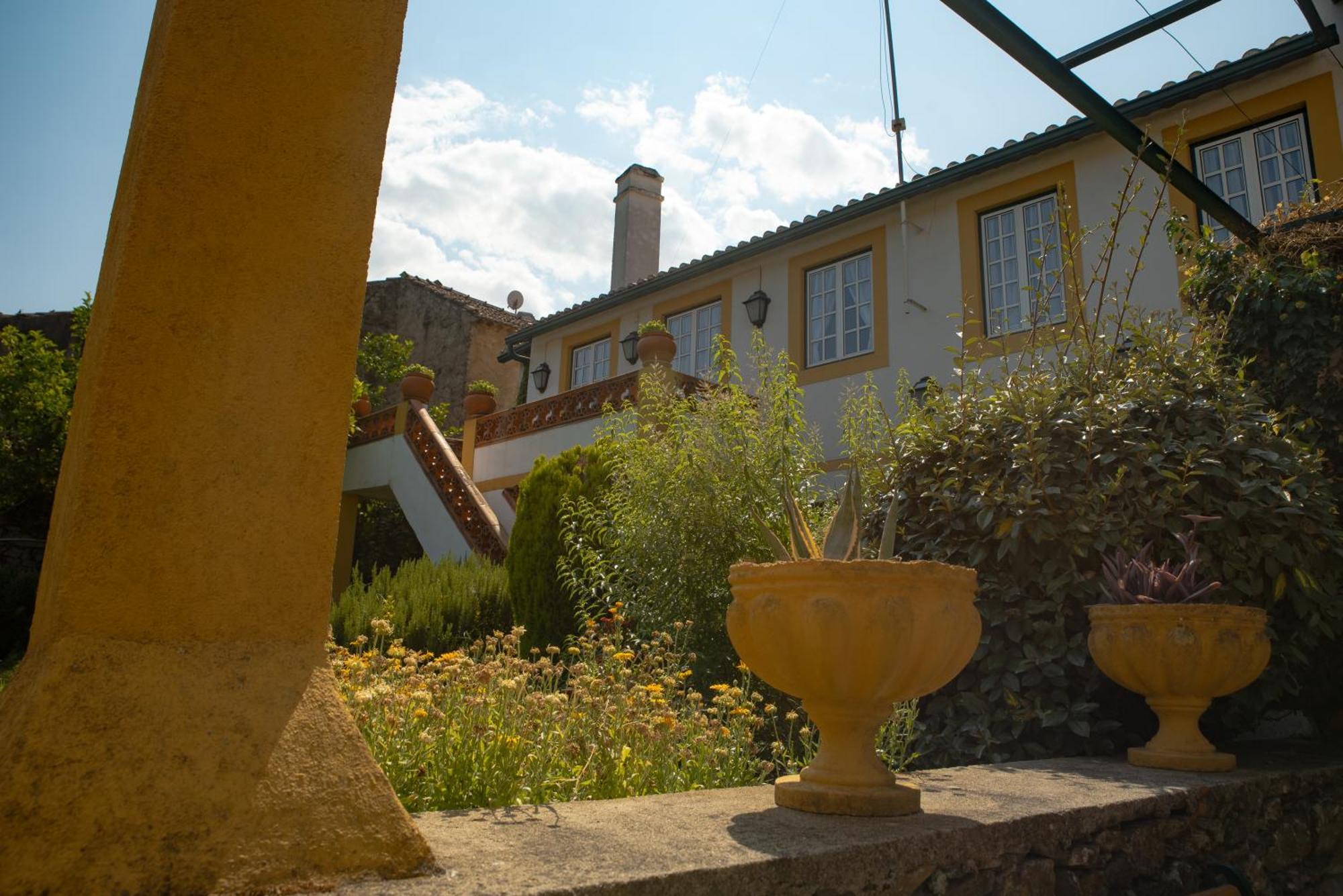 A Sobreirinha Jacuzzi E Pet Friendly Holiday home