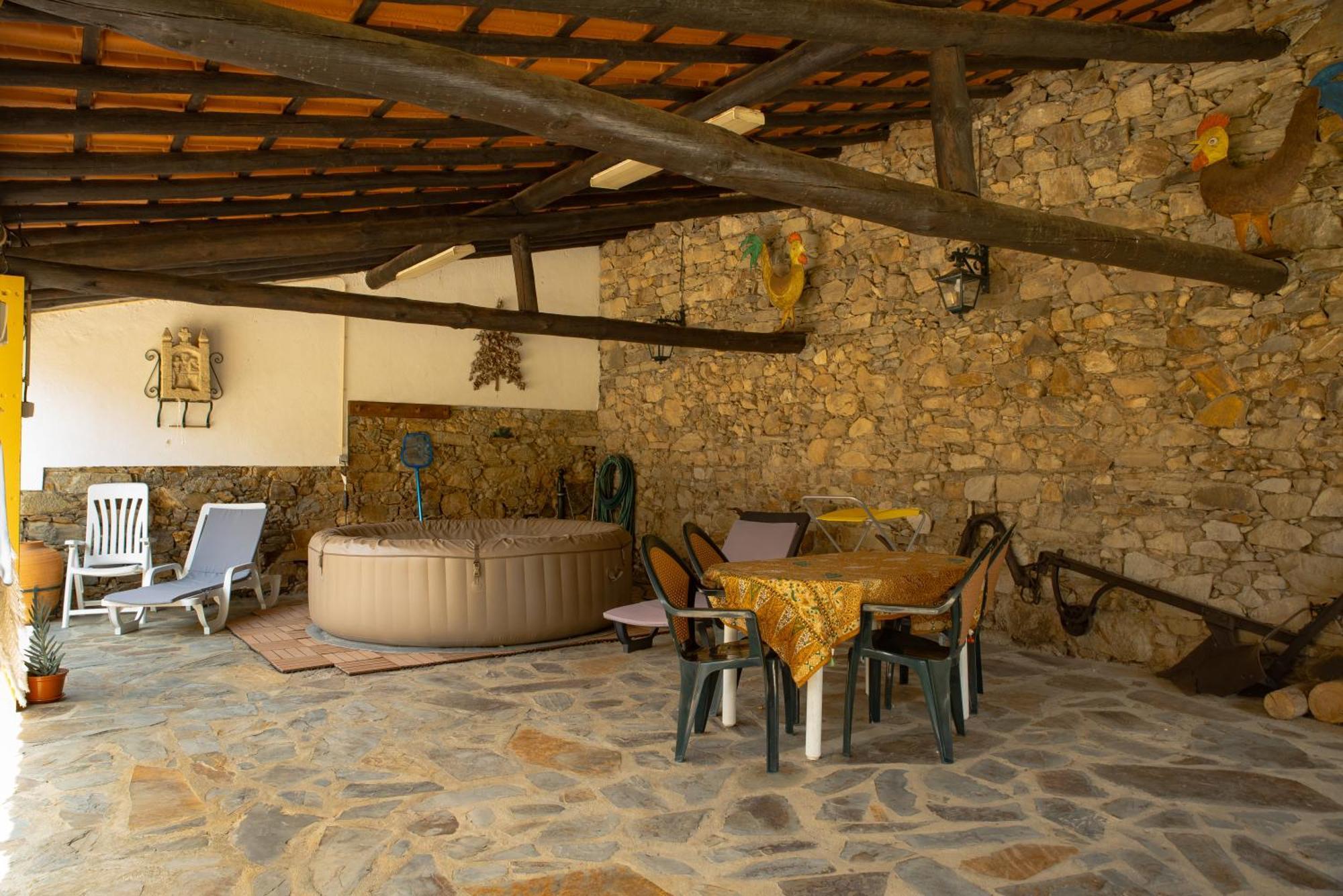 A Sobreirinha Jacuzzi E Pet Friendly Holiday home *