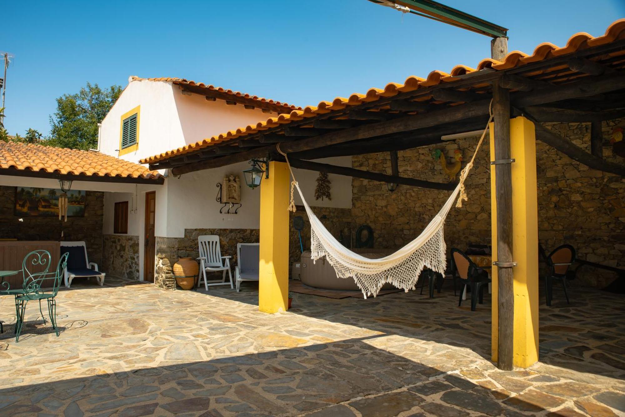 A Sobreirinha Jacuzzi E Pet Friendly Holiday home Sobreira Formosa