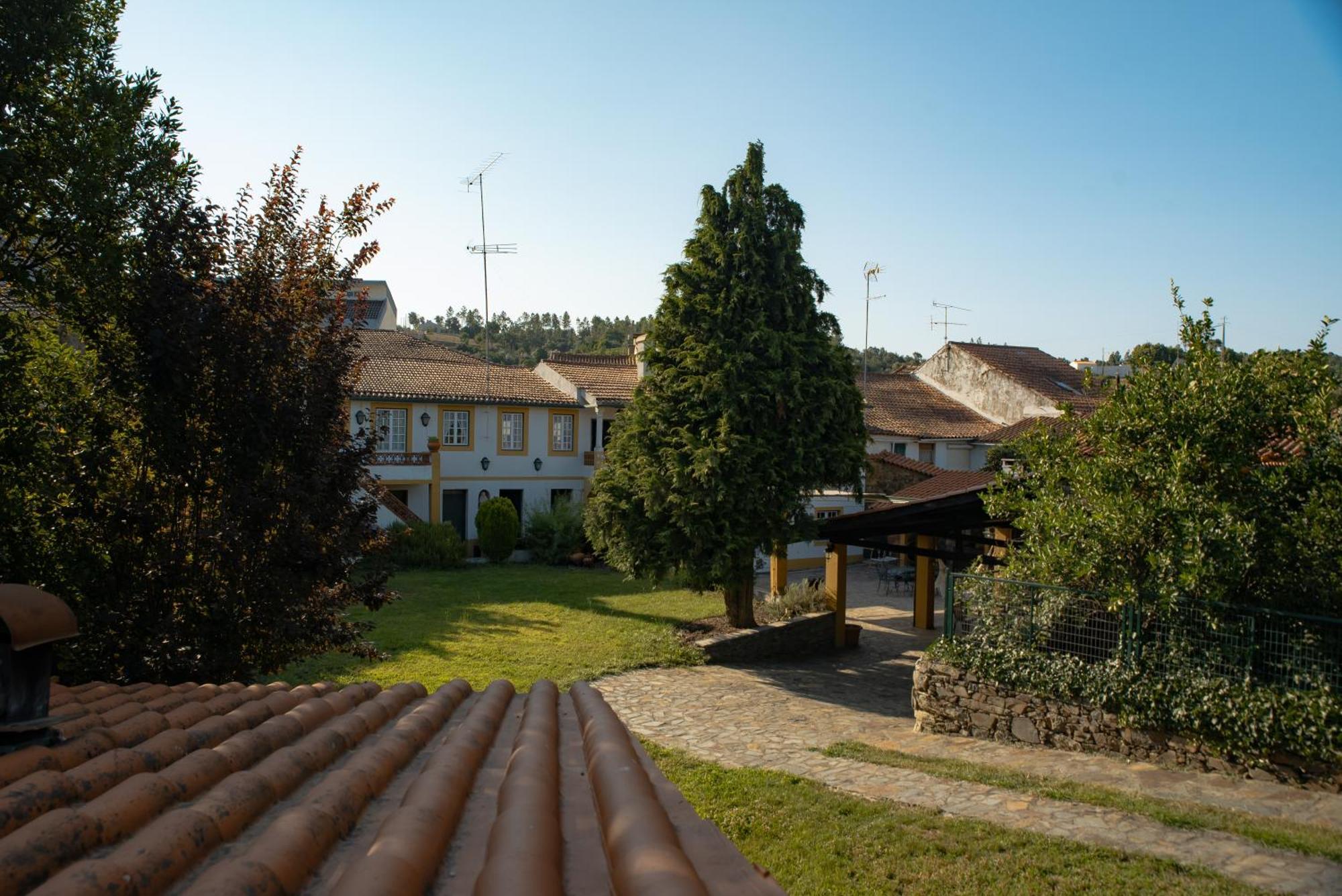 A Sobreirinha Jacuzzi E Pet Friendly Holiday home *