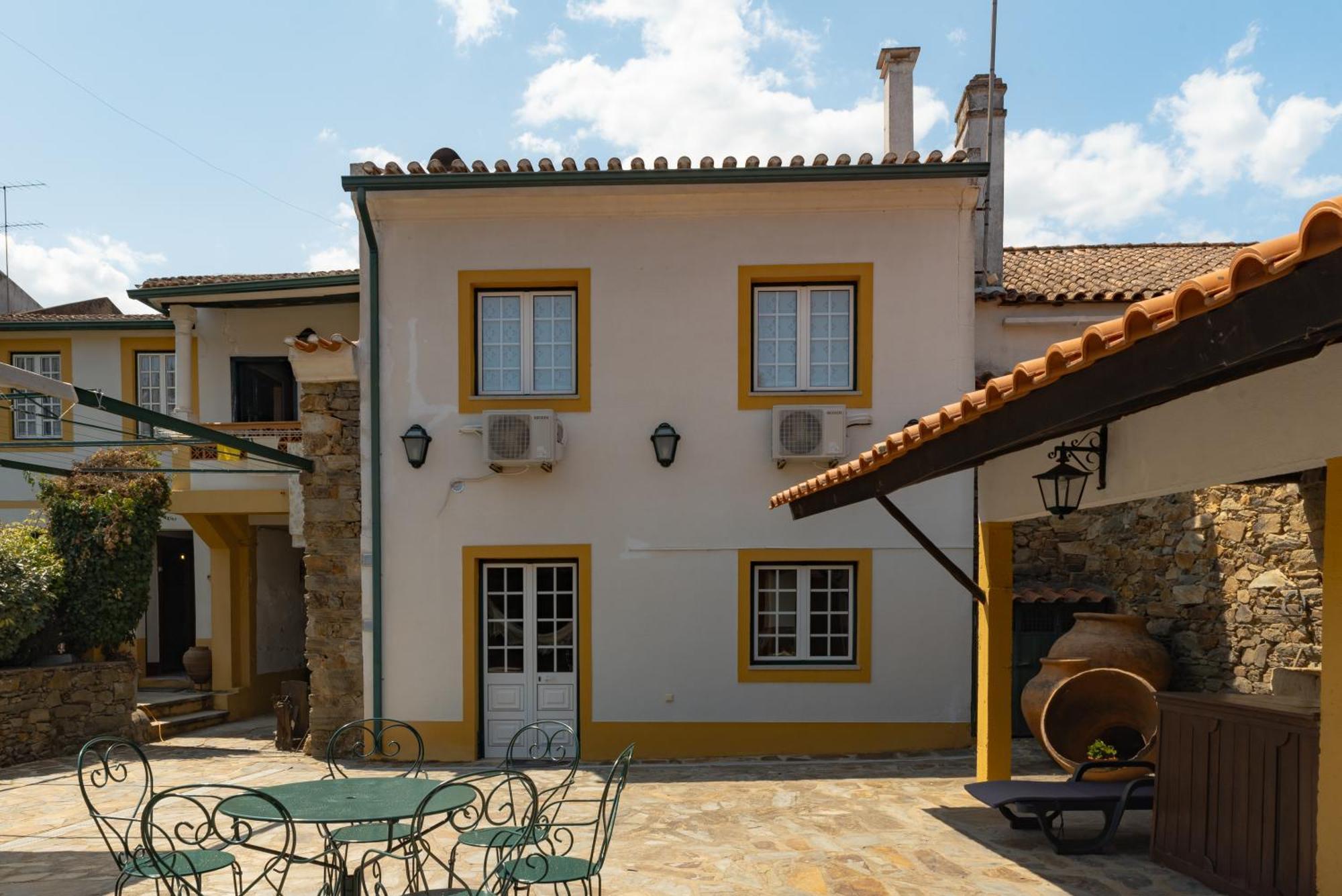 Holiday home A Sobreirinha Jacuzzi E Pet Friendly *